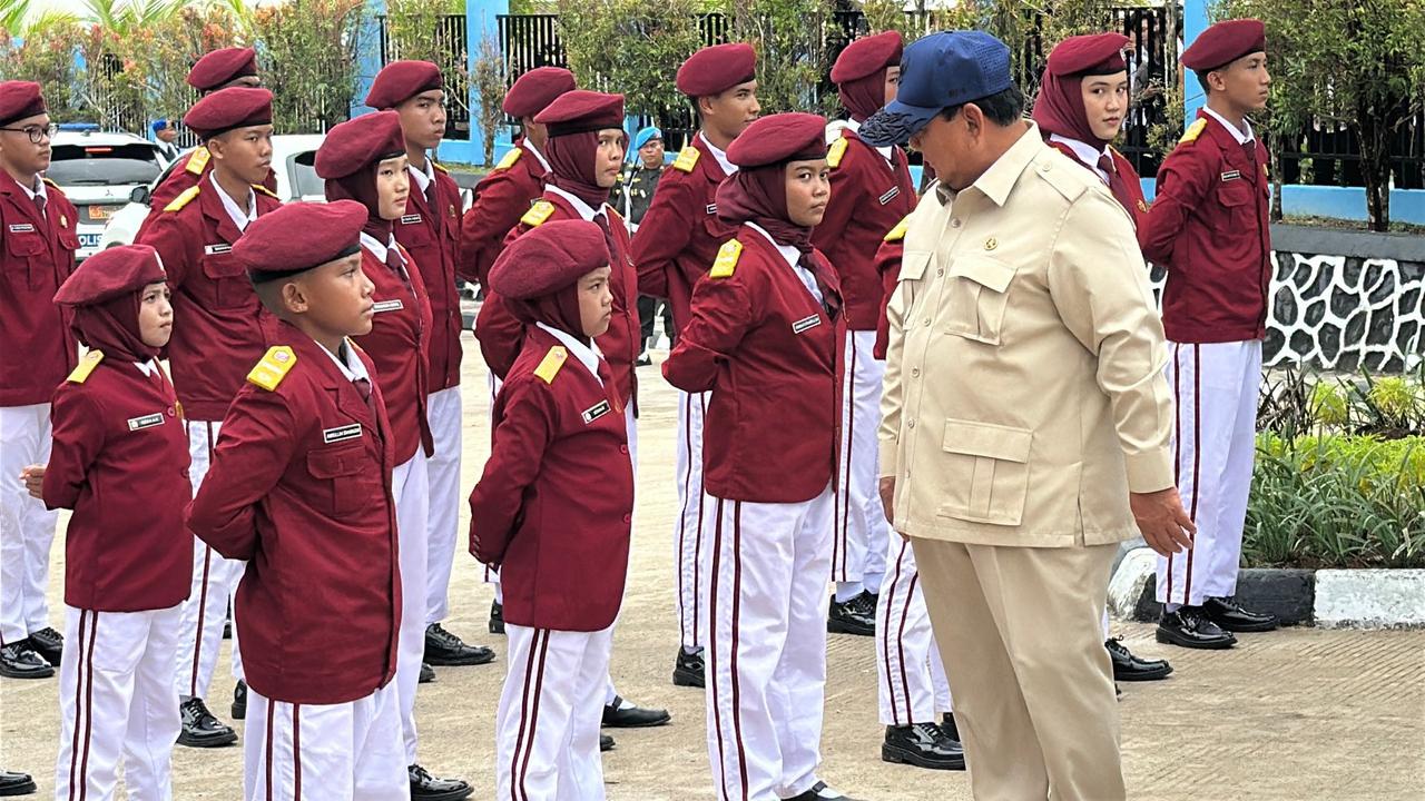Prabowo Terpukau Siswa Sekolah Rakyat Kuasai Empat Bahasa